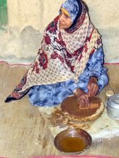 169 Zubereitung der Kosmetikpaste.JPG